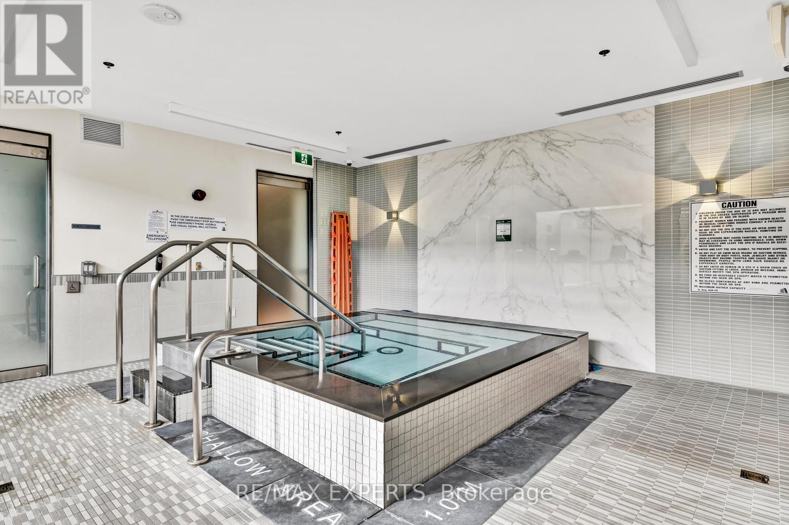 106 - 99 Eagle Rock Way, Vaughan, Ontario  L6A 5A7 - Photo 33 - N12683680