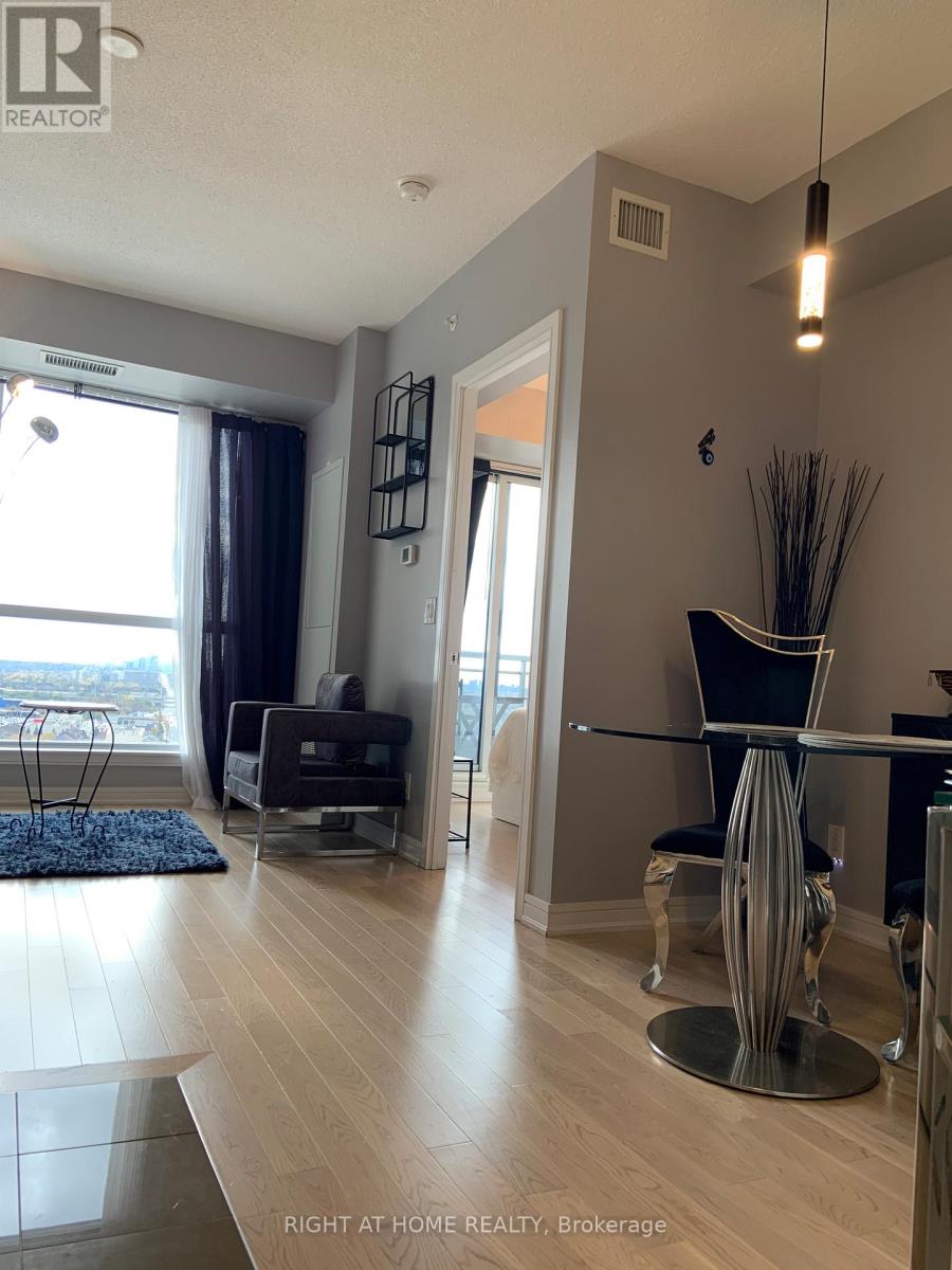 2108 - 9201 Yonge Street S, Richmond Hill (Langstaff), Ontario  L4C 1H9 - Photo 17 - N12683700