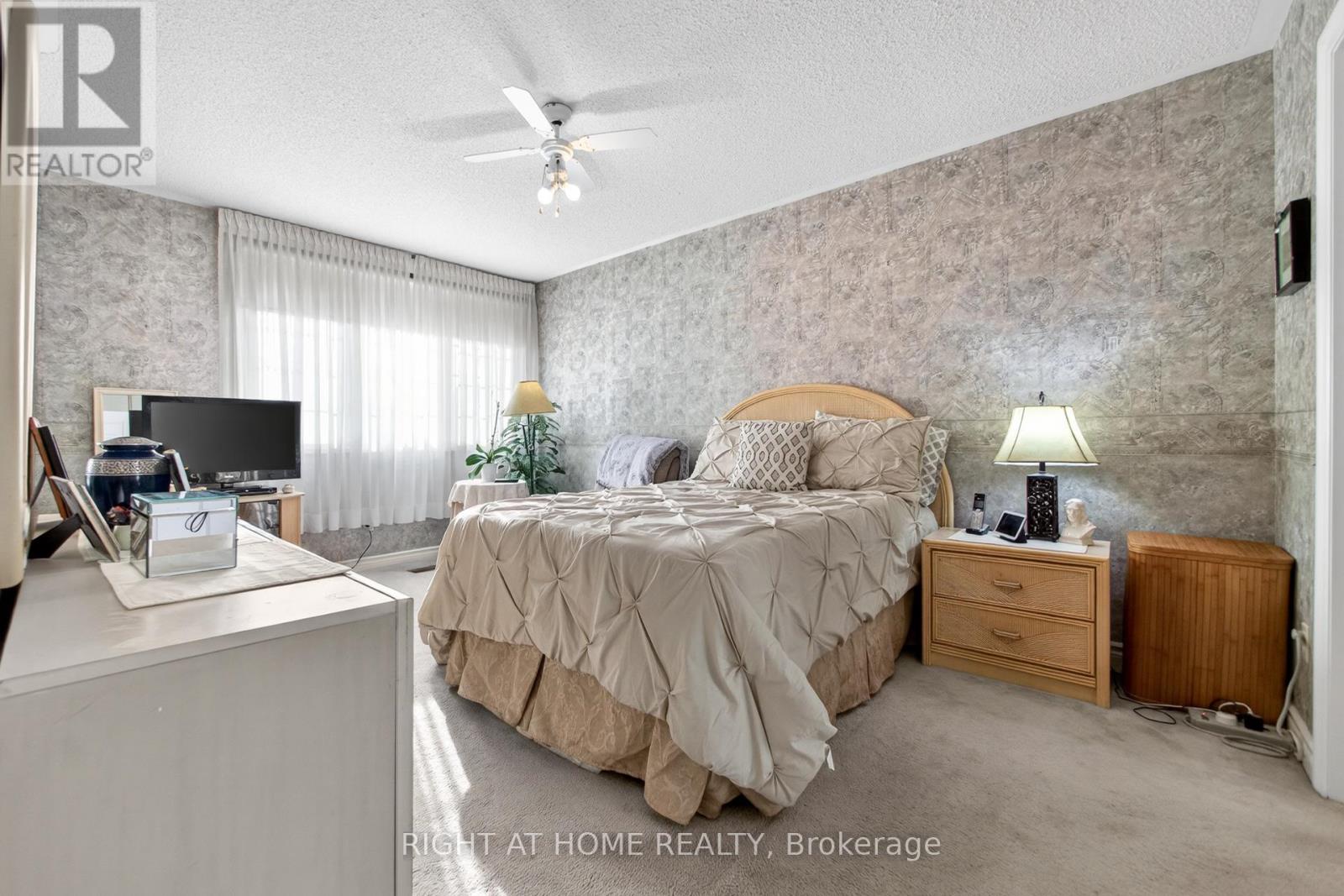 25 Heathcliffe Square, Brampton, Ontario  L6S 5R6 - Photo 31 - W12683642