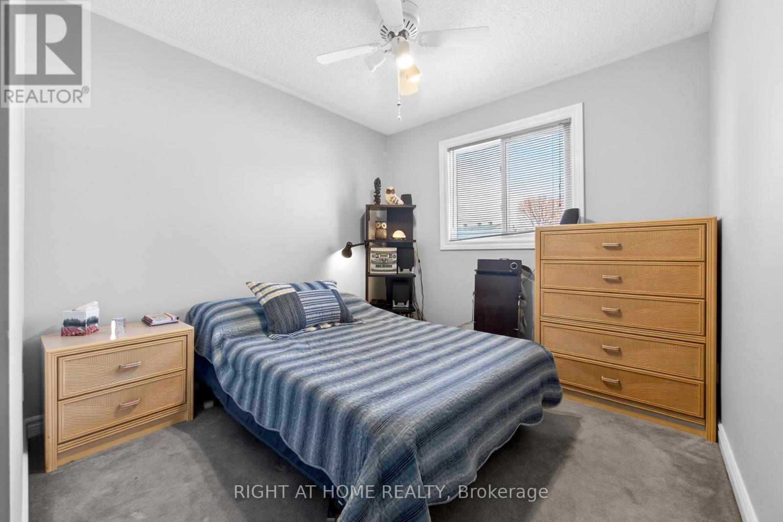 25 Heathcliffe Square, Brampton, Ontario  L6S 5R6 - Photo 38 - W12683642