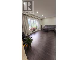 22 MURCHISON CRESCENT, Toronto, Ontario