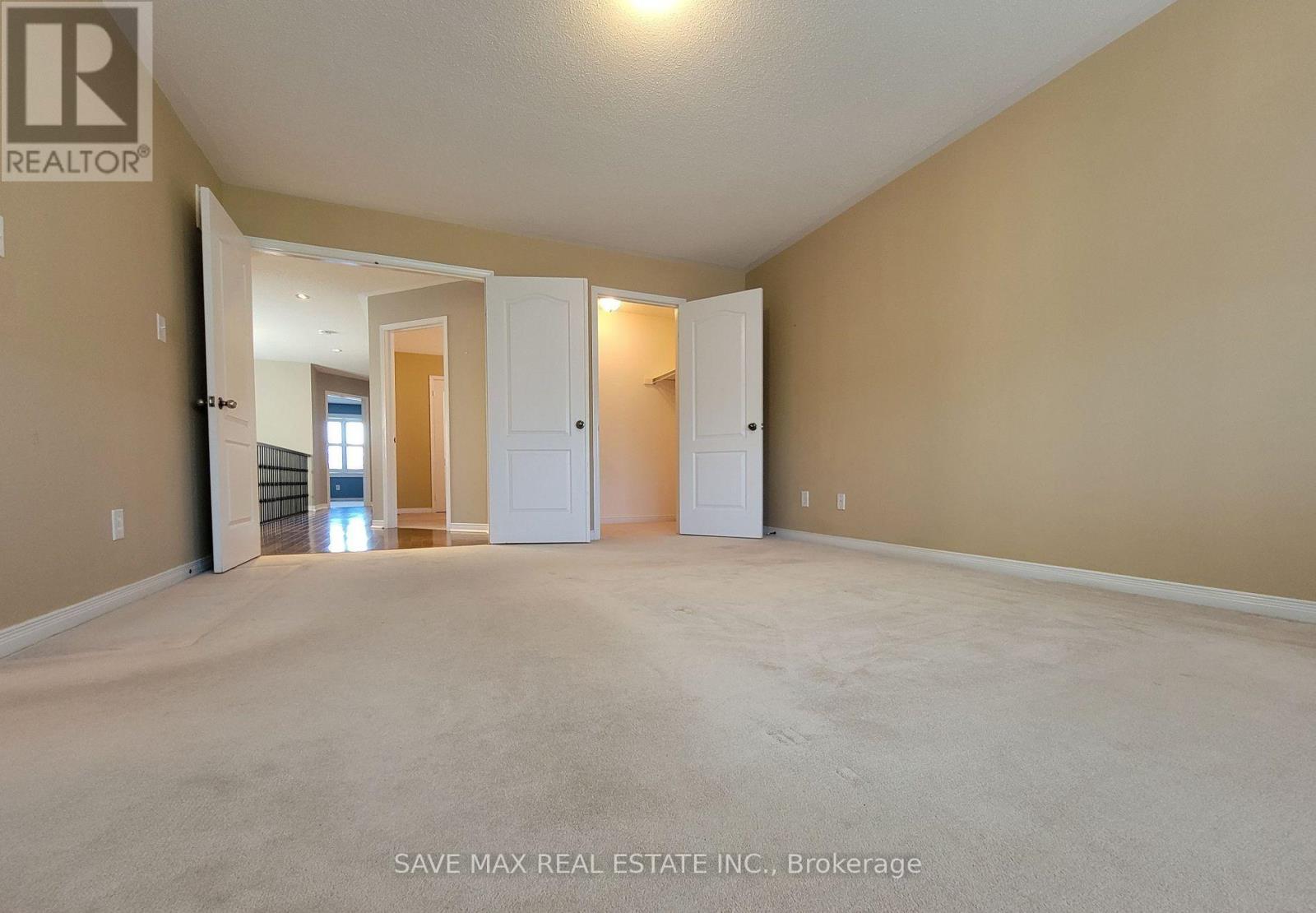 3080 Mission Hill Drive, Mississauga, Ontario  L5M 0C1 - Photo 9 - W12683646