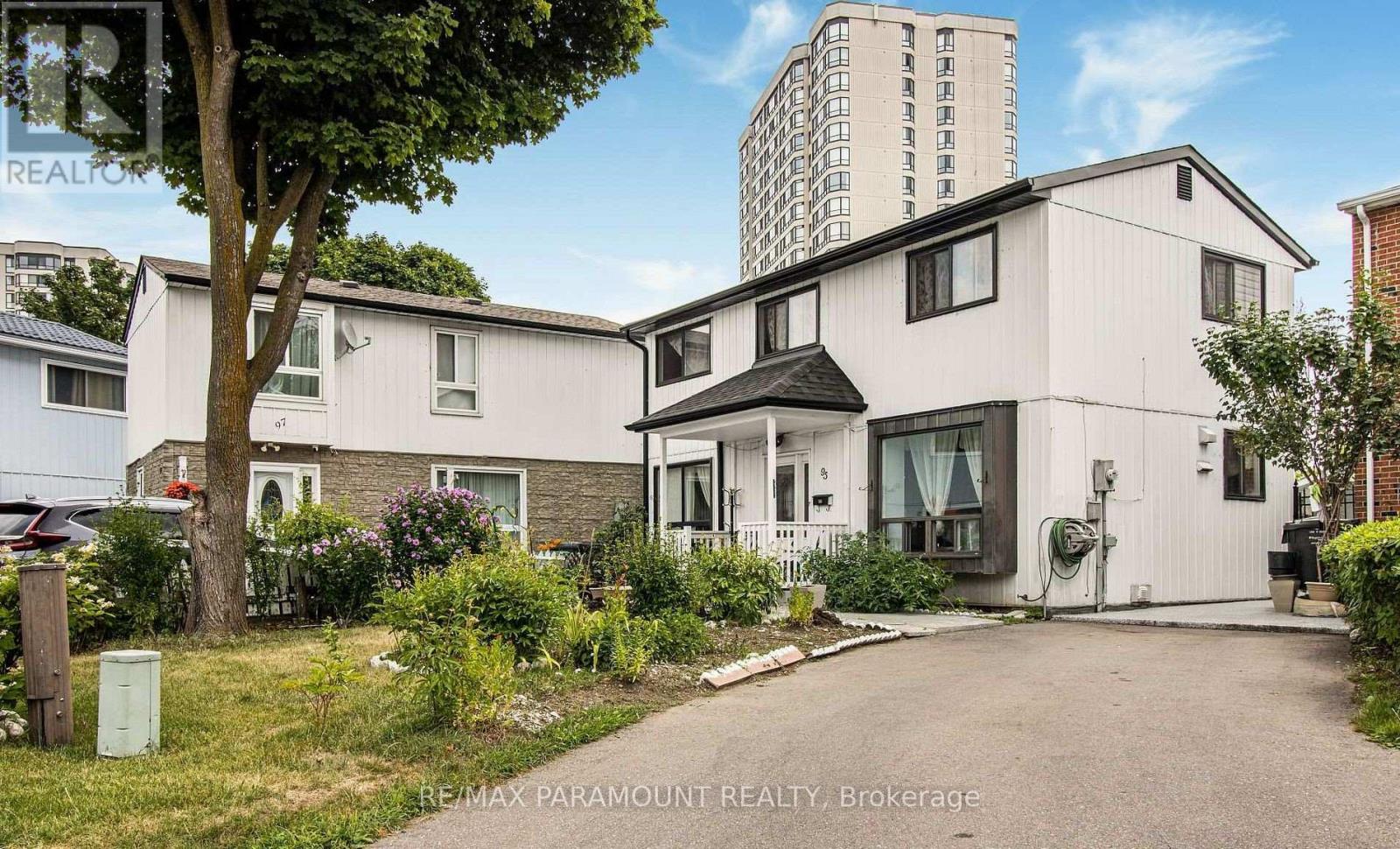 95 HUNTINGWOOD CRESCENT, Brampton, Ontario