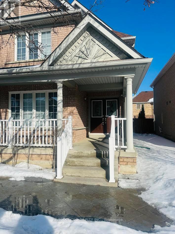 329 Brisdale Drive, Brampton, Ontario  L7A 3C1 - Photo 2 - W12683674