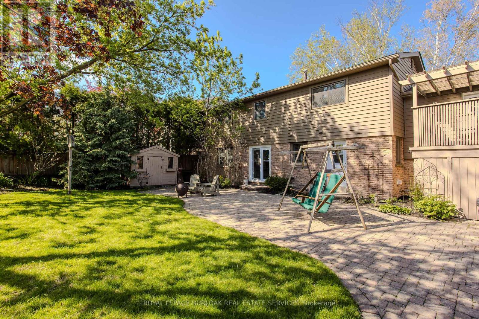 1858 Heather Hills Drive, Burlington, Ontario  L7P 2Y9 - Photo 5 - W12683704