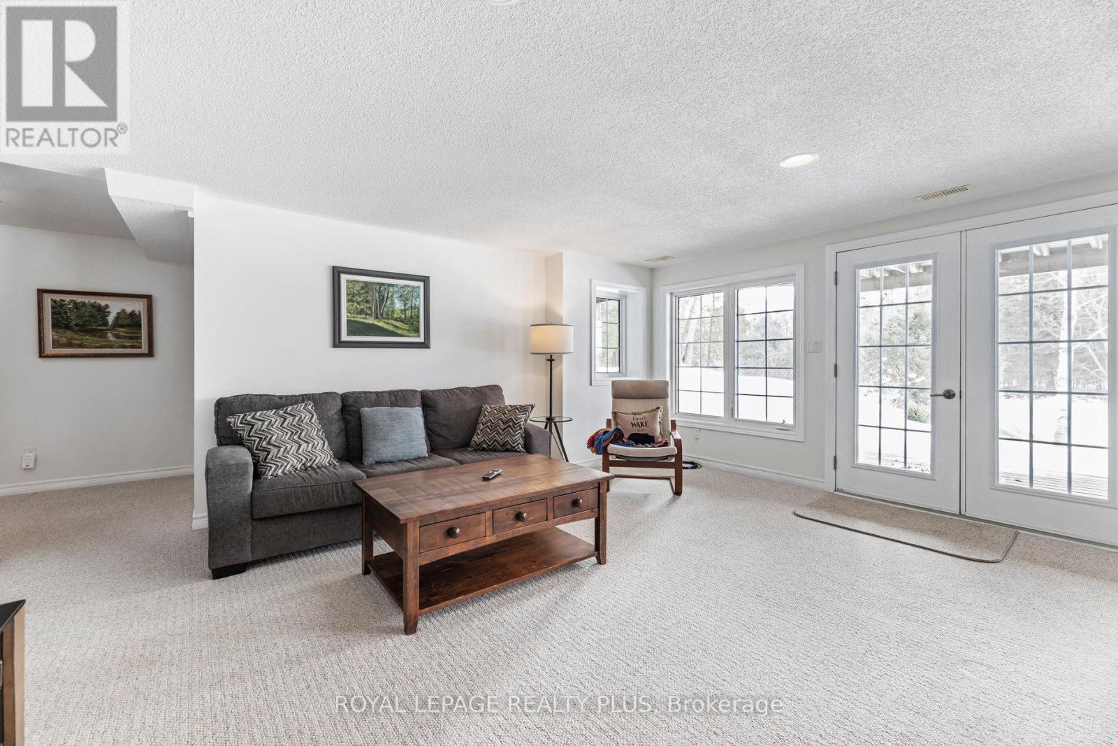 16 Black Bear Drive, Kawartha Lakes, Ontario  K0M 1N0 - Photo 27 - X12683666