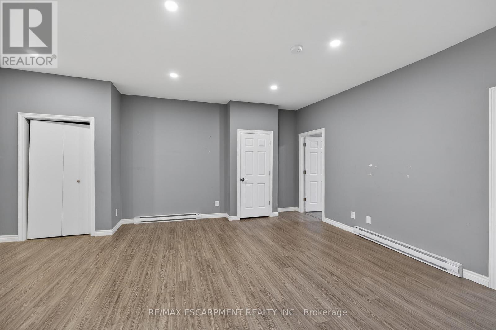 3 - 12 Main Street E, Haldimand, Ontario  N0A 1P0 - Photo 9 - X12683694