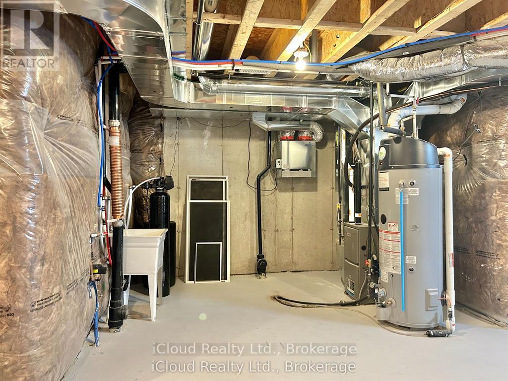 19 Edminston Drive, Centre Wellington, Ontario  N1M 0J3 - Photo 31 - X12683708