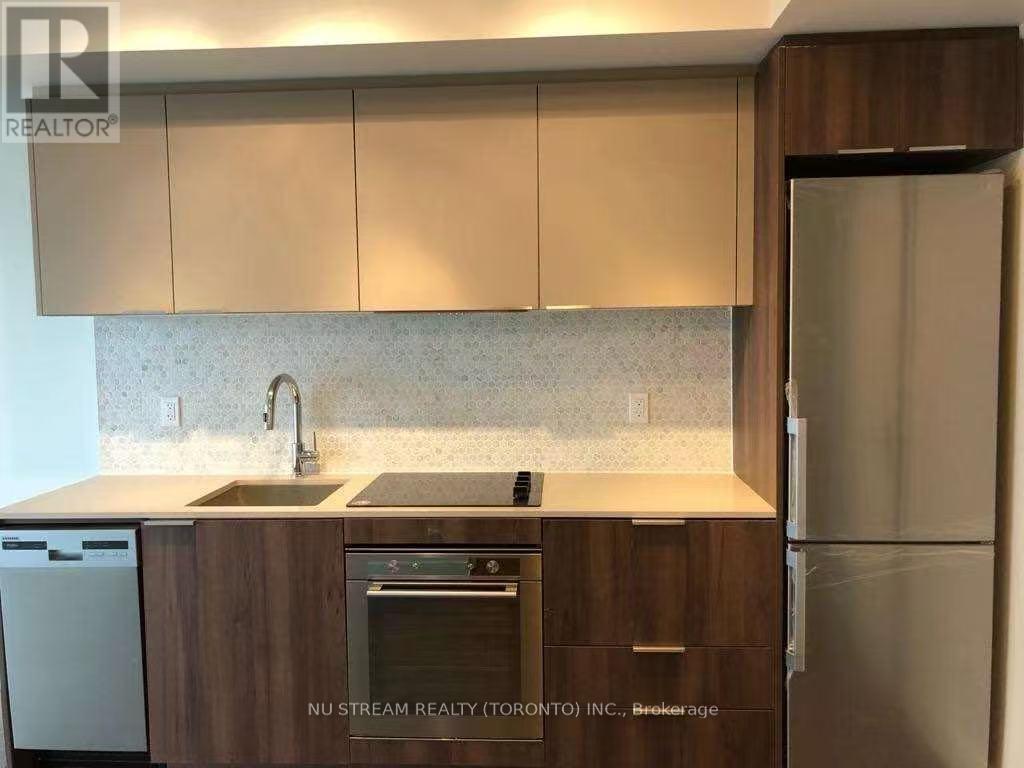 2703 - 2 Sonic Way, Toronto, Ontario  M3C 0P2 - Photo 3 - C12683390