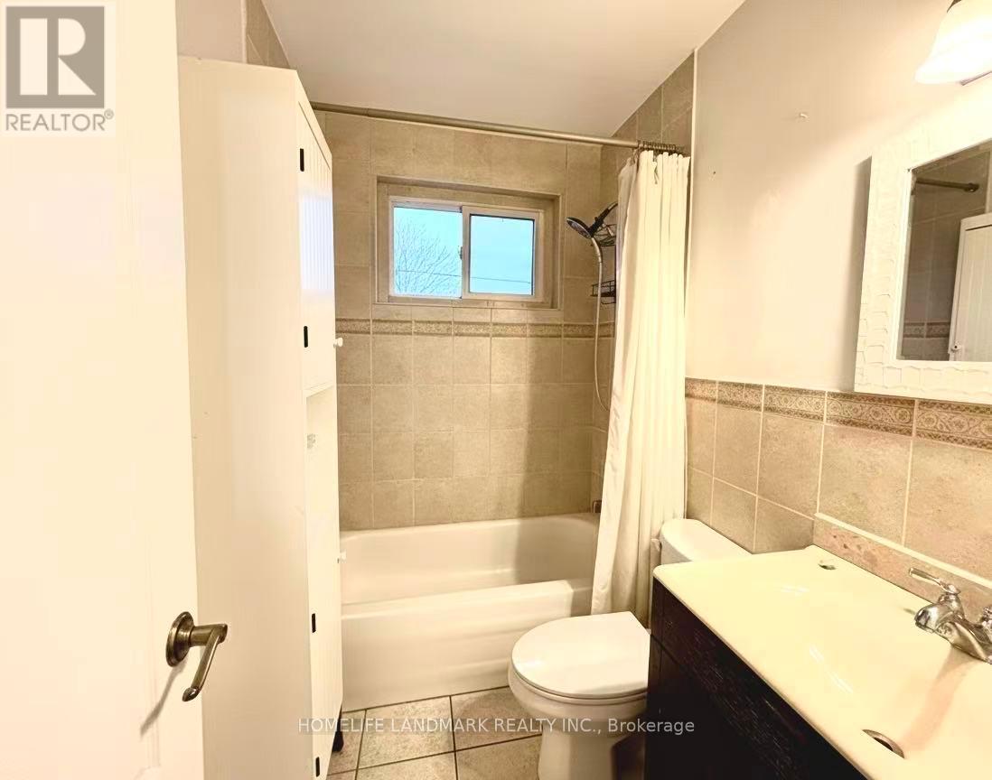 727 Hewson Drive, Pickering, Ontario  L1W 1T6 - Photo 9 - E12506566