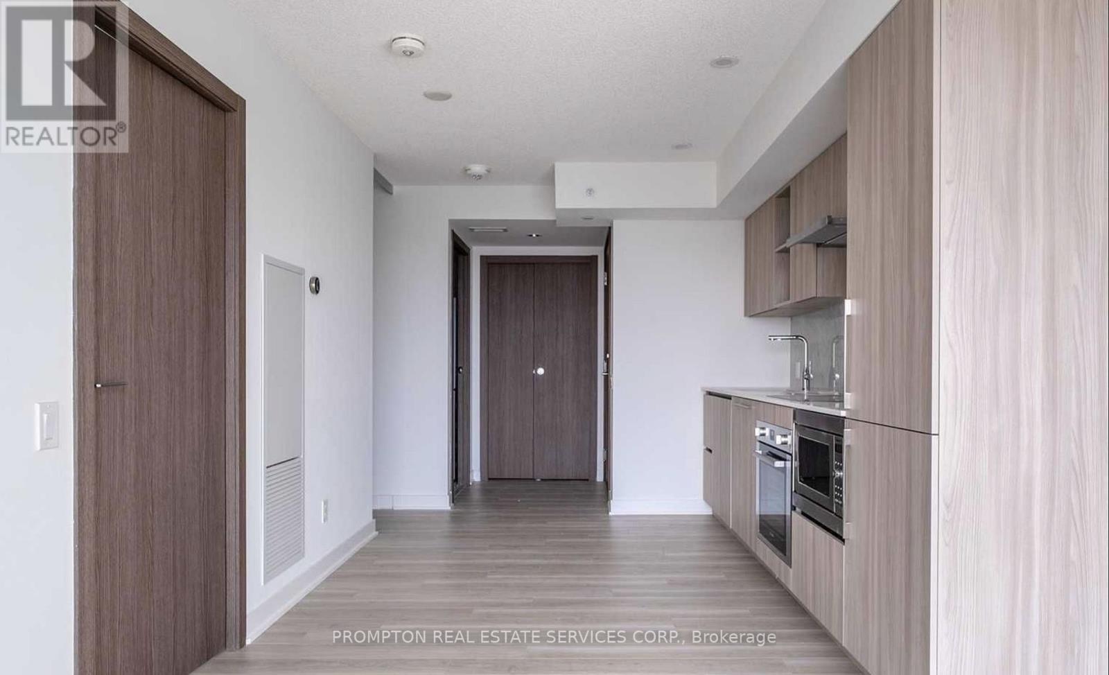 3016 - 17 Bathurst Street, Toronto, Ontario  M5V 0N1 - Photo 4 - C12683766