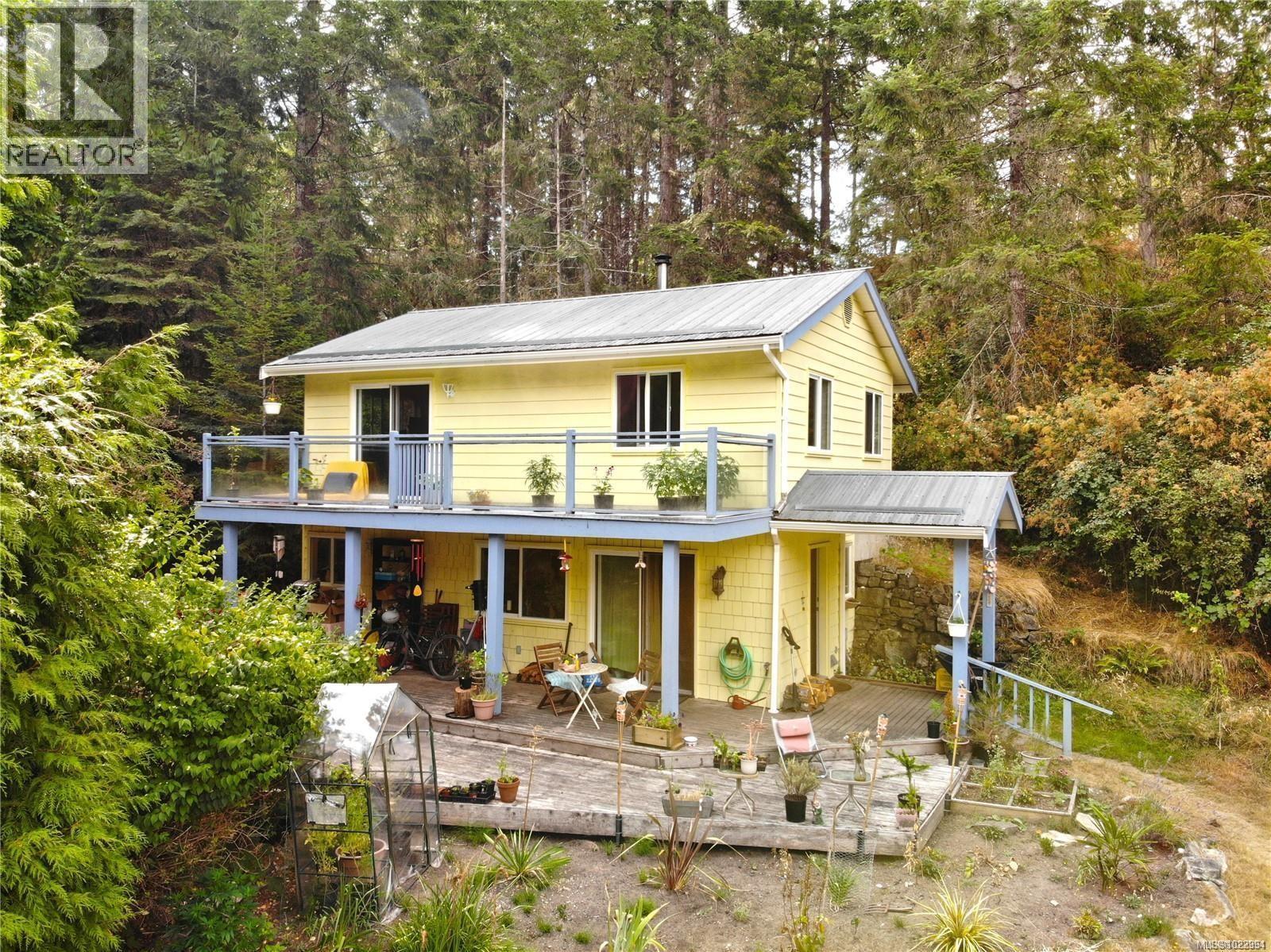 121 Whims Rd, Salt Spring, British Columbia