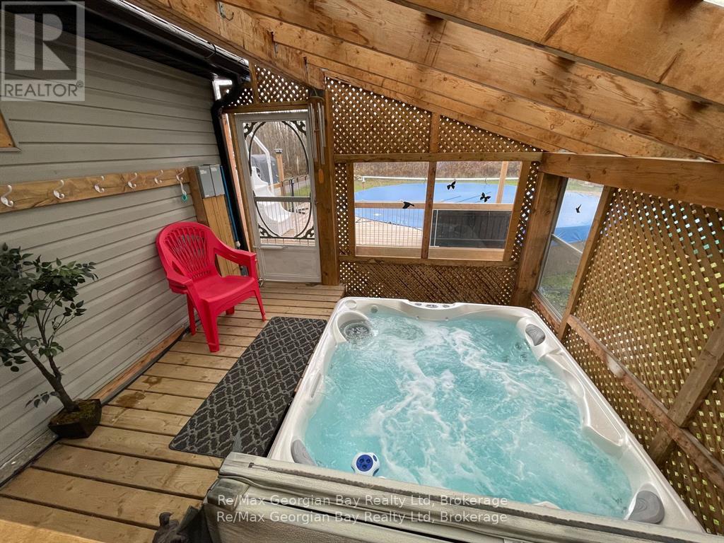 2066 Irish Line, Severn (Coldwater), Ontario  L0K 1E0 - Photo 30 - S12475029