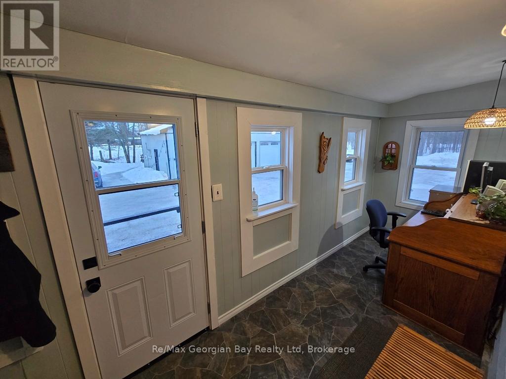 2066 Irish Line, Severn (Coldwater), Ontario  L0K 1E0 - Photo 20 - S12475029