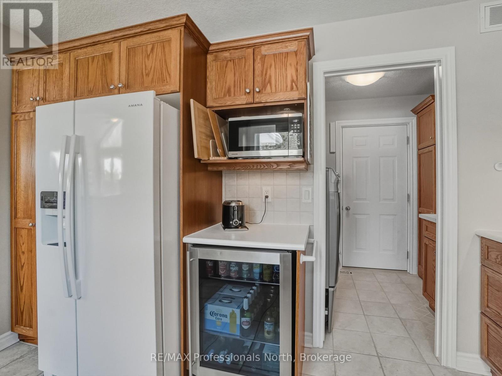 77 Ewing Street, Bracebridge (Monck (Bracebridge)), Ontario  P1L 2H7 - Photo 15 - X12681994