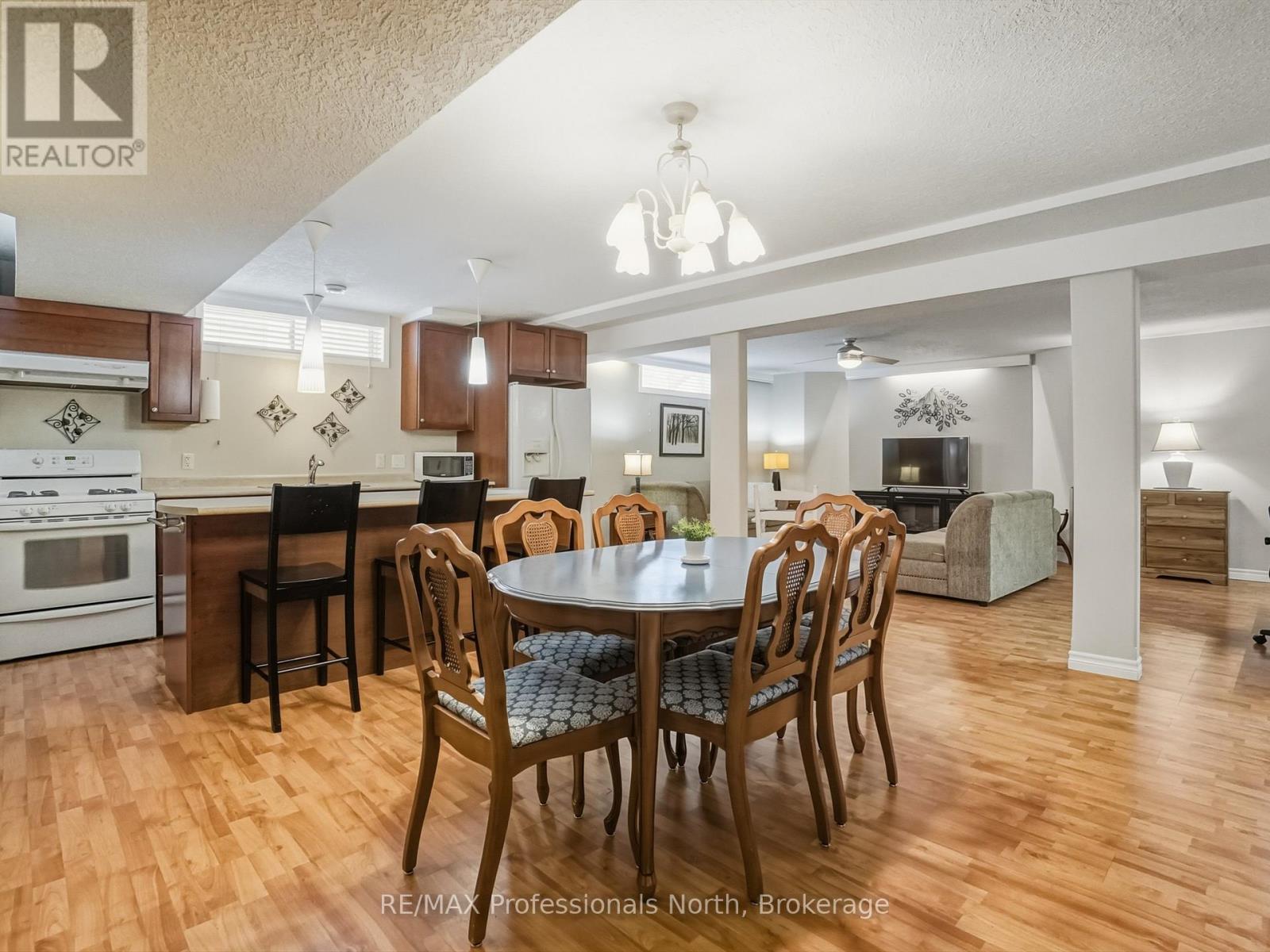 77 Ewing Street, Bracebridge (Monck (Bracebridge)), Ontario  P1L 2H7 - Photo 27 - X12681994