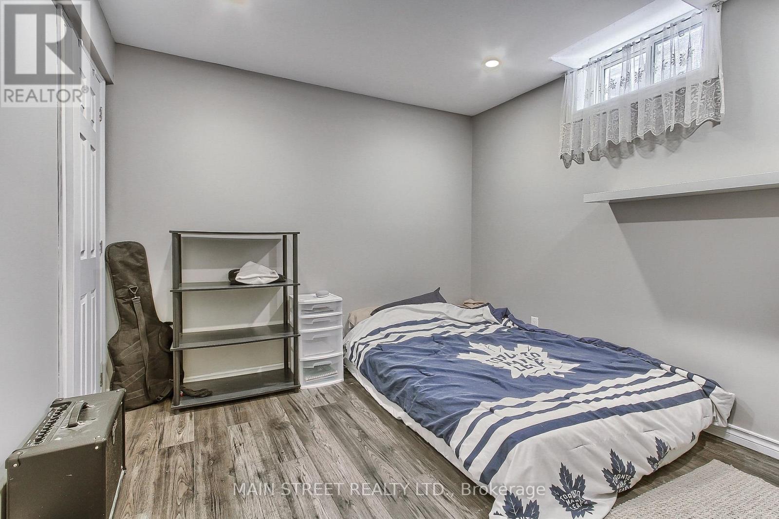 46 Silverstone Crescent, Georgina, Ontario  L4P 4A4 - Photo 41 - N12683738