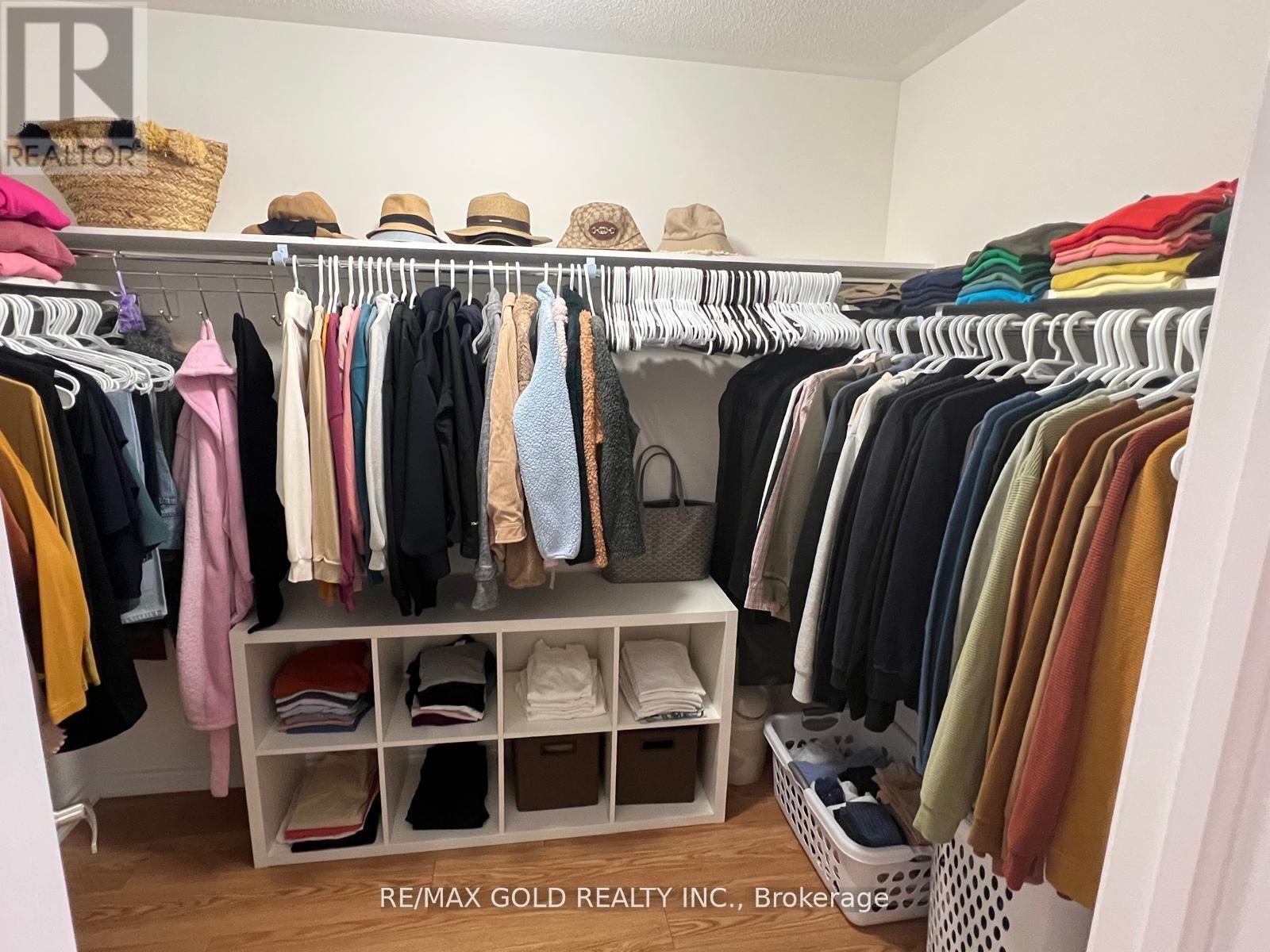 31 Tamworth Terrace, Barrie, Ontario  L9J 0W5 - Photo 14 - S12683780