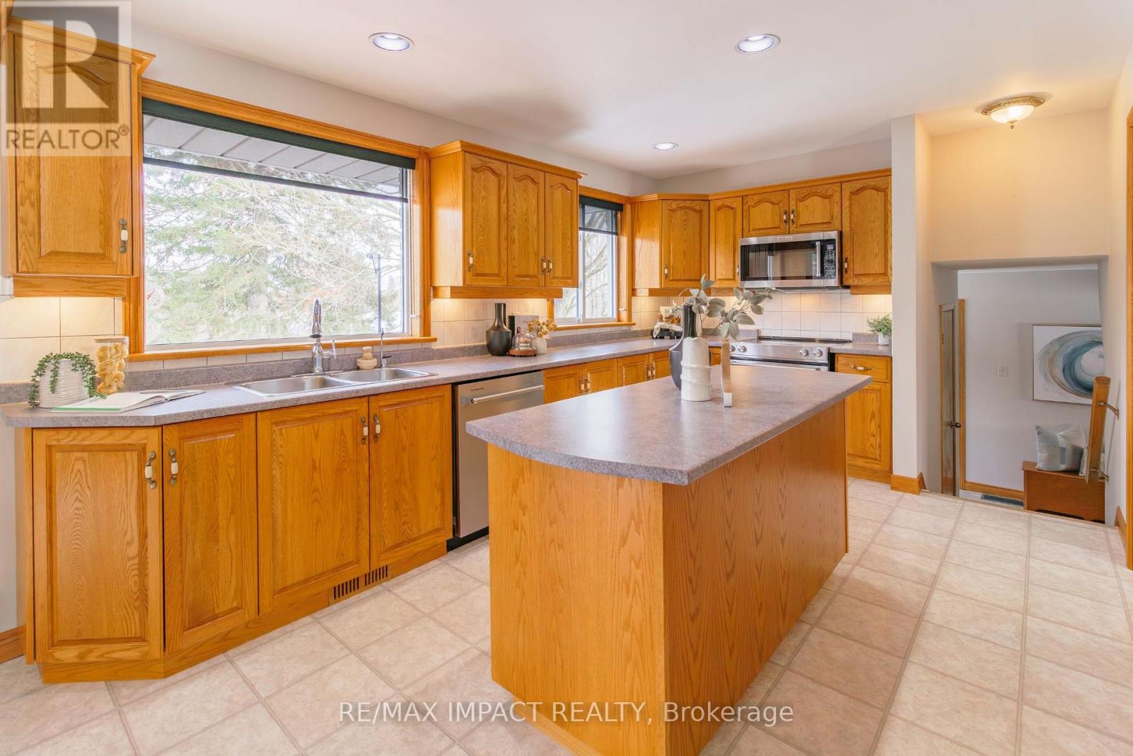 5675 Main Street, Clarington, Ontario  L0B 1M0 - Photo 13 - E12682996