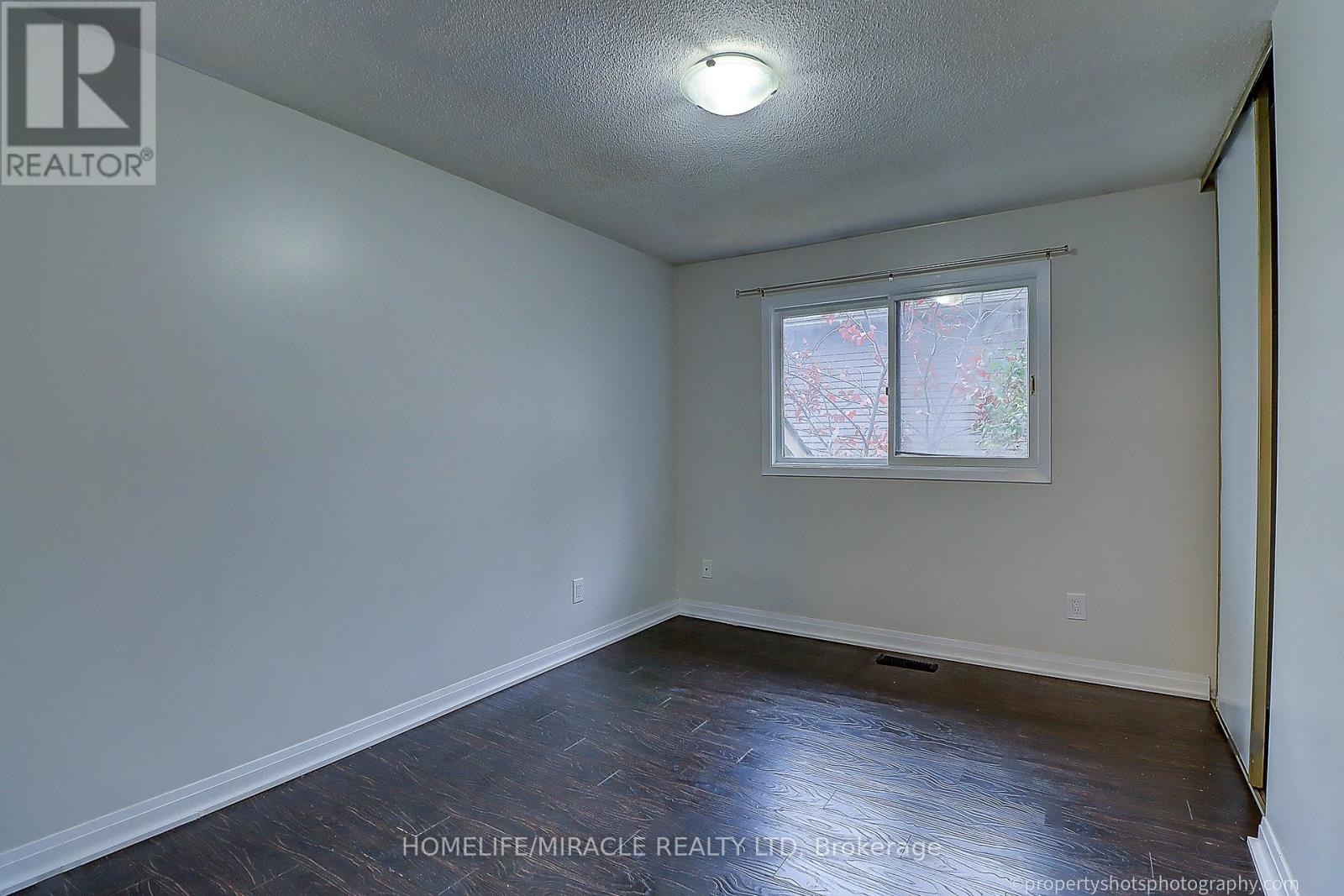 Upper - 4 Richvale Drive, Brampton, Ontario  L6Z 1M4 - Photo 18 - W12683756