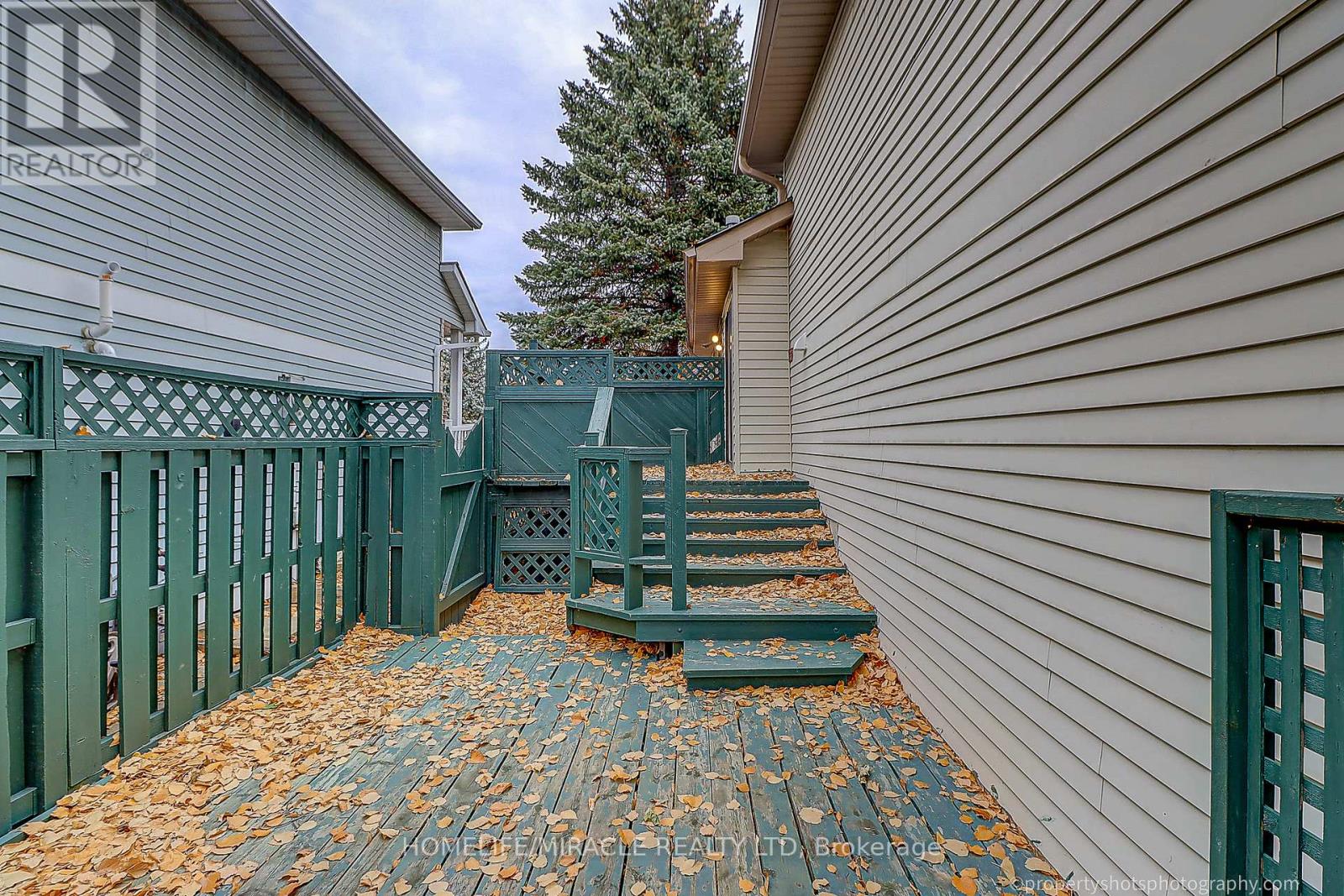 Upper - 4 Richvale Drive, Brampton, Ontario  L6Z 1M4 - Photo 23 - W12683756