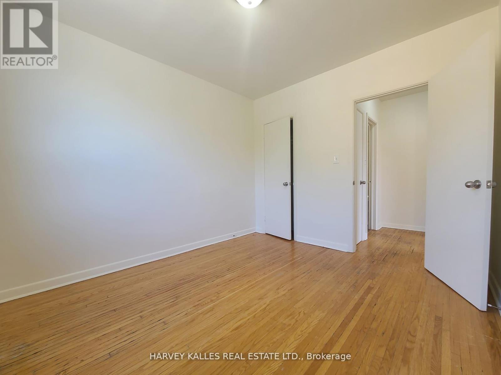 310 - 500 Gilbert Avenue, Toronto, Ontario  M6E 4X5 - Photo 11 - W12683772