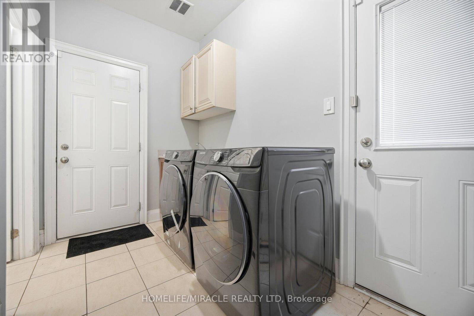 162 Coastline Drive, Brampton, Ontario  L6Y 0S2 - Photo 23 - W12683776