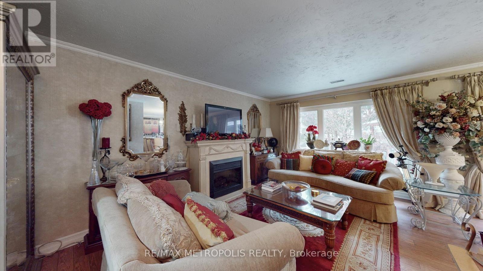 11 Conamore Crescent, Toronto, Ontario  M3J 1H2 - Photo 26 - W12683782