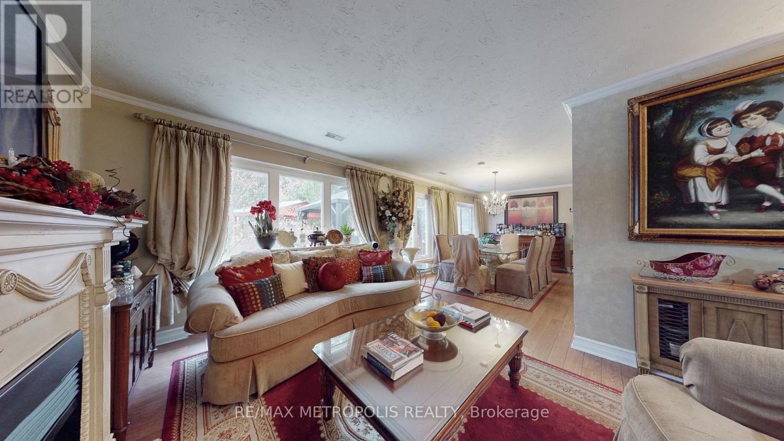 11 Conamore Crescent, Toronto, Ontario  M3J 1H2 - Photo 27 - W12683782