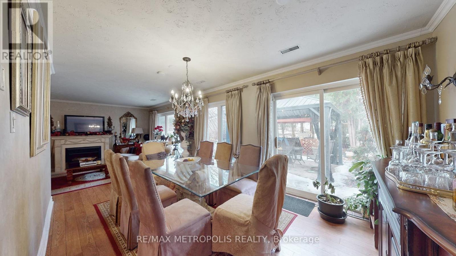 11 Conamore Crescent, Toronto, Ontario  M3J 1H2 - Photo 30 - W12683782