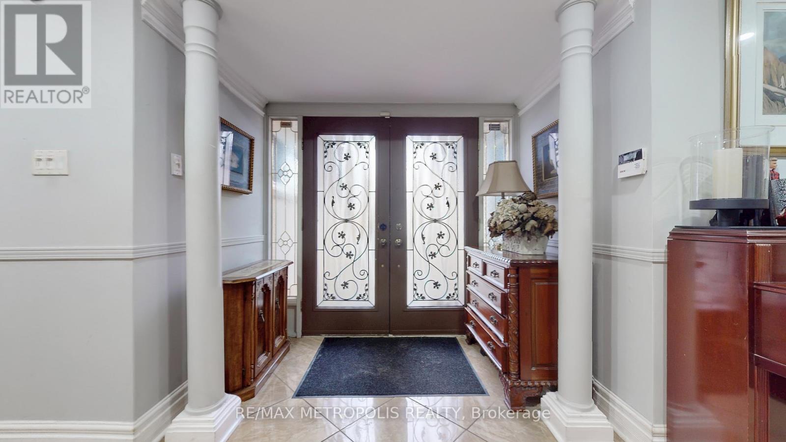 11 Conamore Crescent, Toronto, Ontario  M3J 1H2 - Photo 38 - W12683782