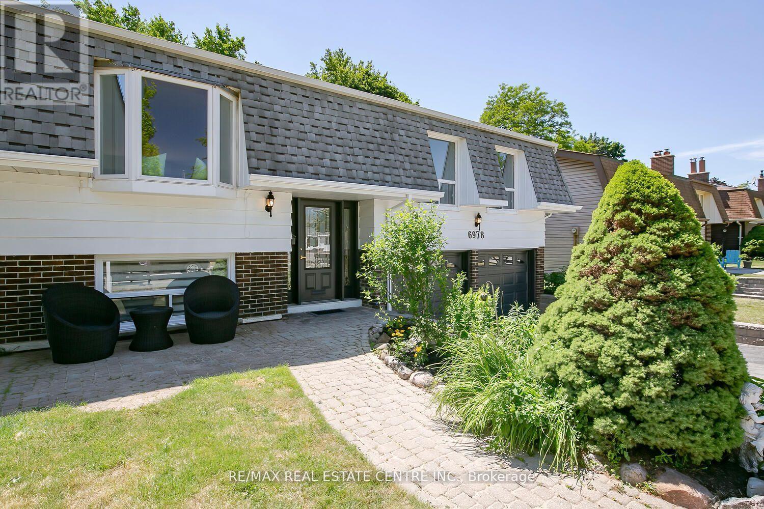 6978 Estoril Road, Mississauga, Ontario  L5N 1N4 - Photo 2 - W12683788