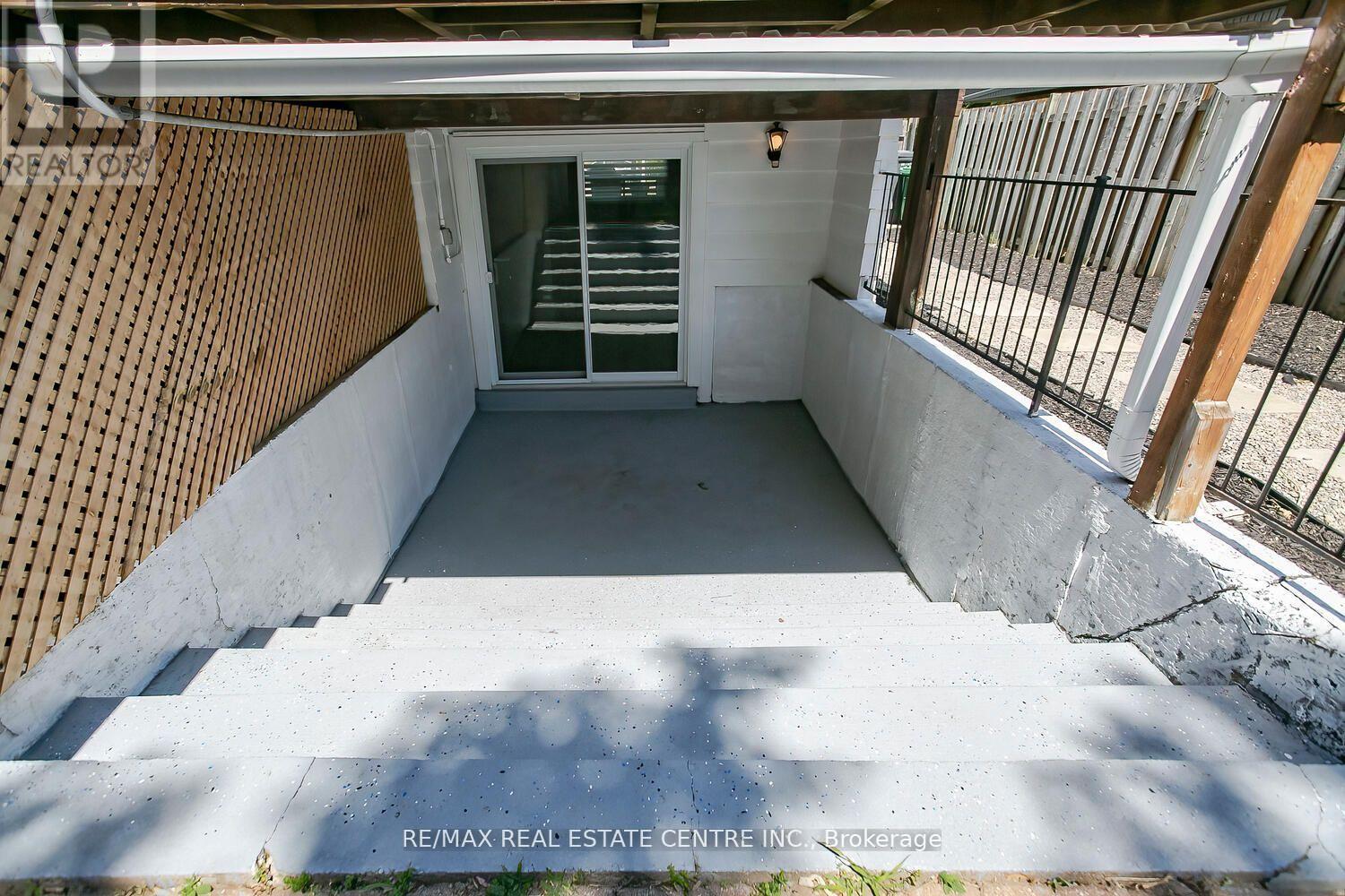 6978 Estoril Road, Mississauga, Ontario  L5N 1N4 - Photo 34 - W12683788