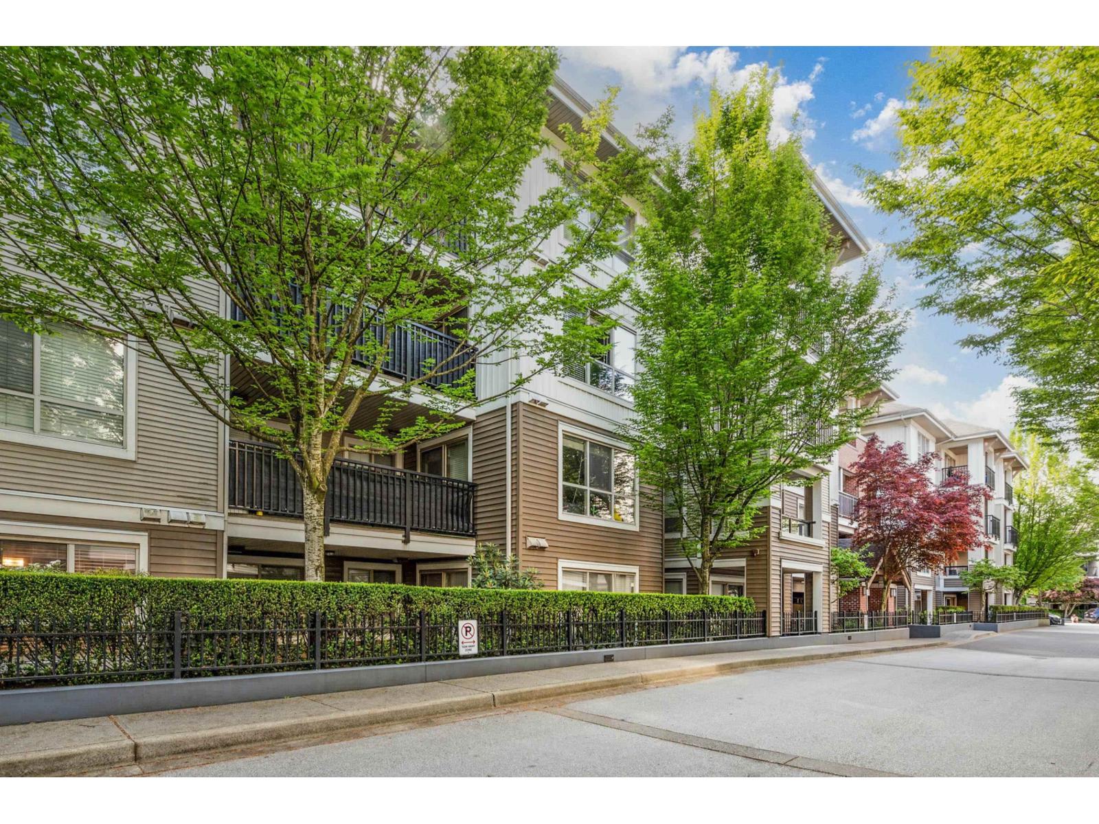 C402 8929 202 Street, Langley, British Columbia  V1M 0B4 - Photo 3 - R3077689