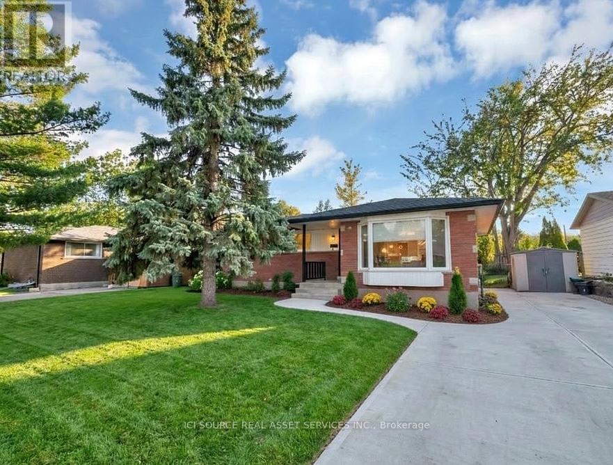 UPPER - 6 JASMIN CRESCENT, St. Catharines, Ontario