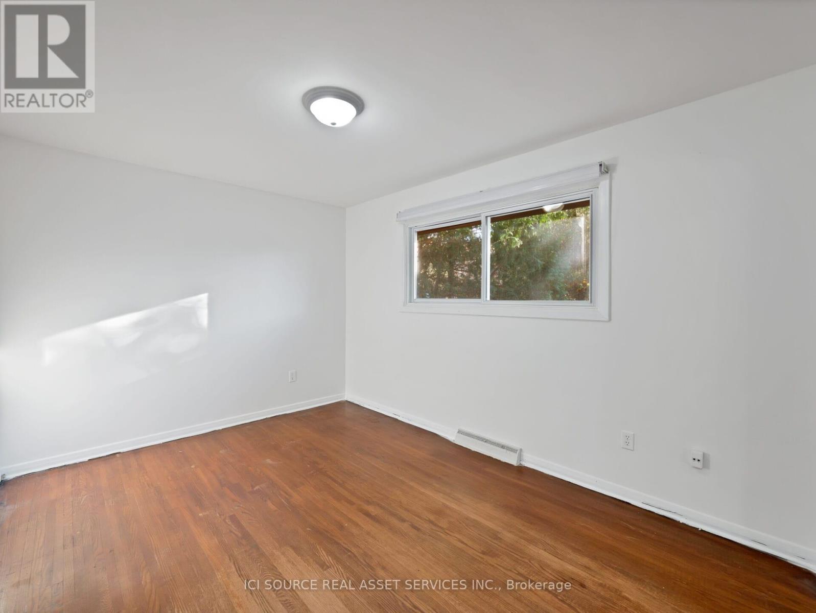 Upper - 6 Jasmin Crescent, St. Catharines, Ontario  L2T 2C1 - Photo 12 - X12683750