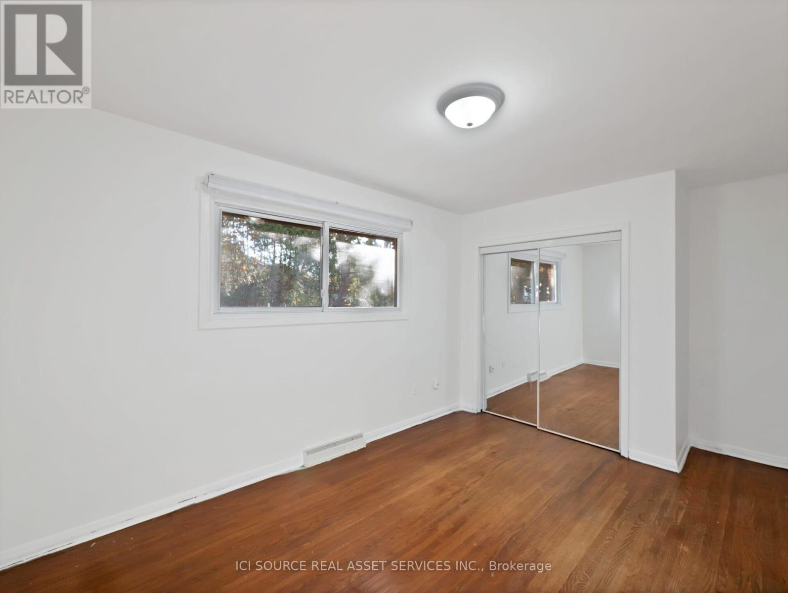 Upper - 6 Jasmin Crescent, St. Catharines, Ontario  L2T 2C1 - Photo 14 - X12683750