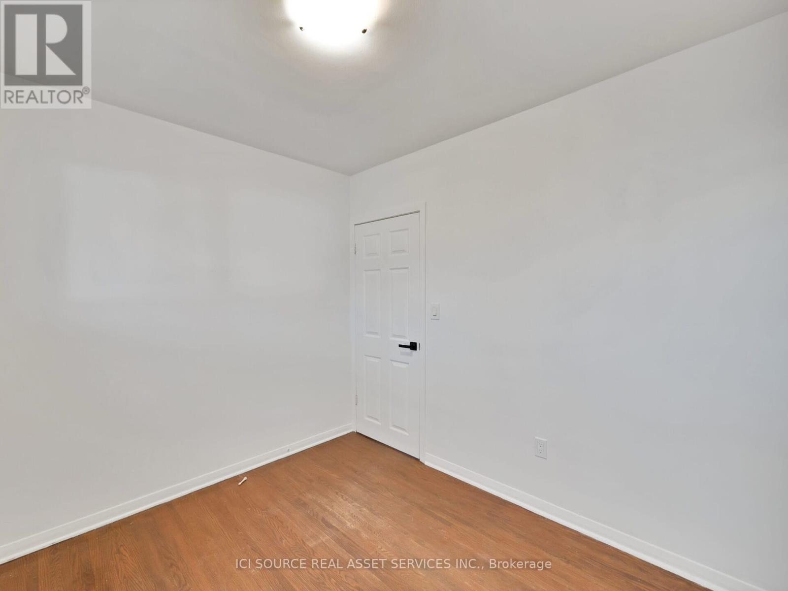 Upper - 6 Jasmin Crescent, St. Catharines, Ontario  L2T 2C1 - Photo 20 - X12683750