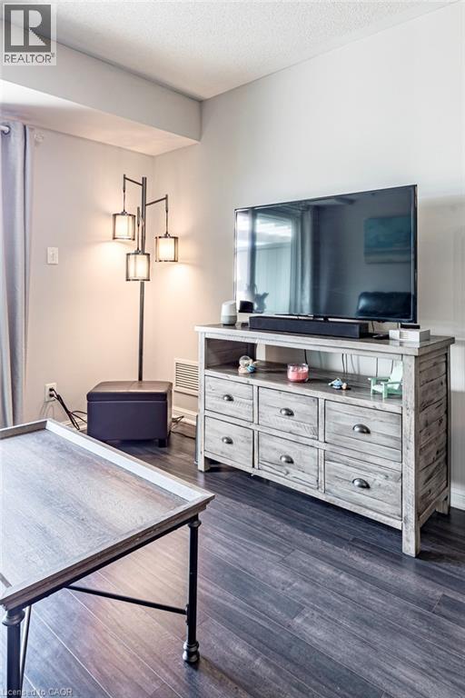 3070 Rotary Way Unit# 401, Burlington, Ontario  L7M 0H1 - Photo 10 - 40797587