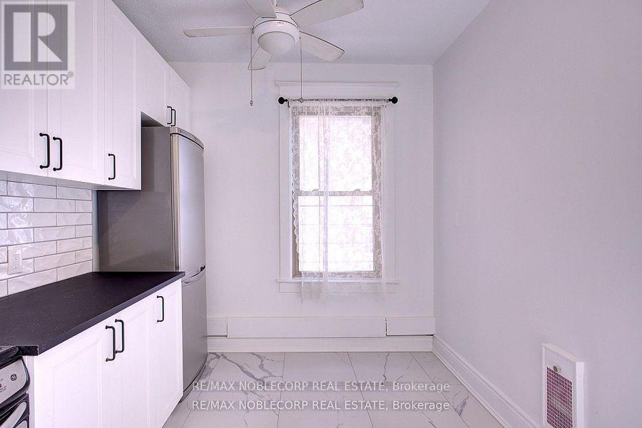 1 - 34 Winchester Street, Toronto, Ontario  M4X 1A7 - Photo 17 - C12683806