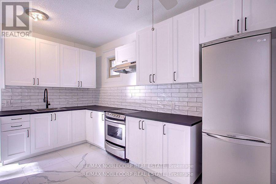 1 - 34 Winchester Street, Toronto, Ontario  M4X 1A7 - Photo 18 - C12683806