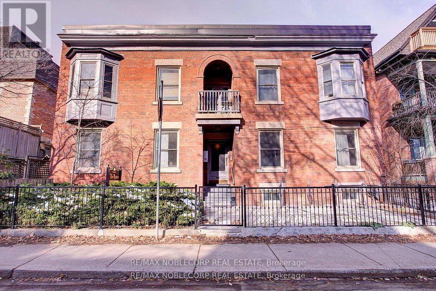 1 - 34 Winchester Street, Toronto, Ontario  M4X 1A7 - Photo 2 - C12683806