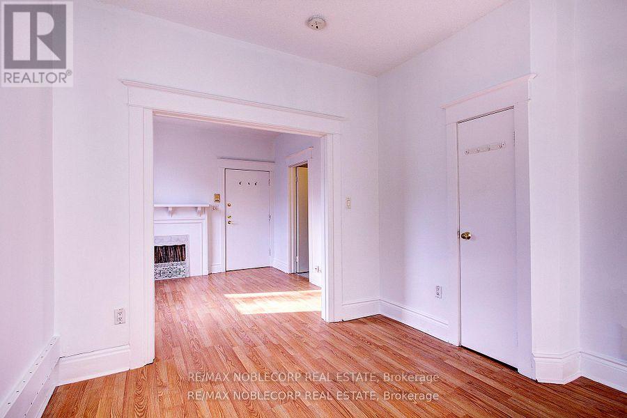 1 - 34 Winchester Street, Toronto, Ontario  M4X 1A7 - Photo 8 - C12683806