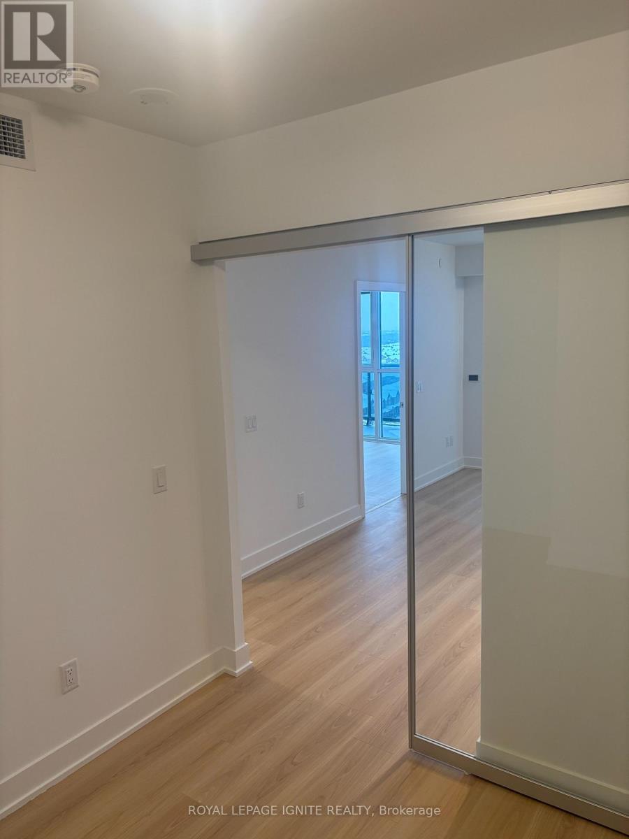 1025 - 2545 Simcoe Street, Oshawa, Ontario  L1L 0W3 - Photo 8 - E12683848