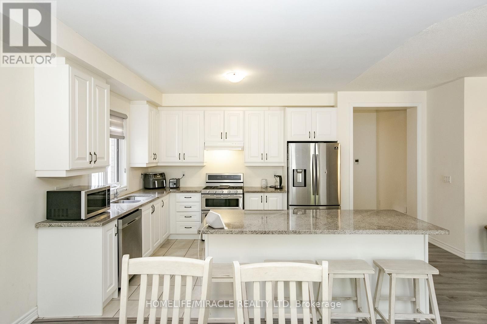 131 Kingsmere Crescent, New Tecumseth, Ontario  L9R 0K8 - Photo 13 - N12683794