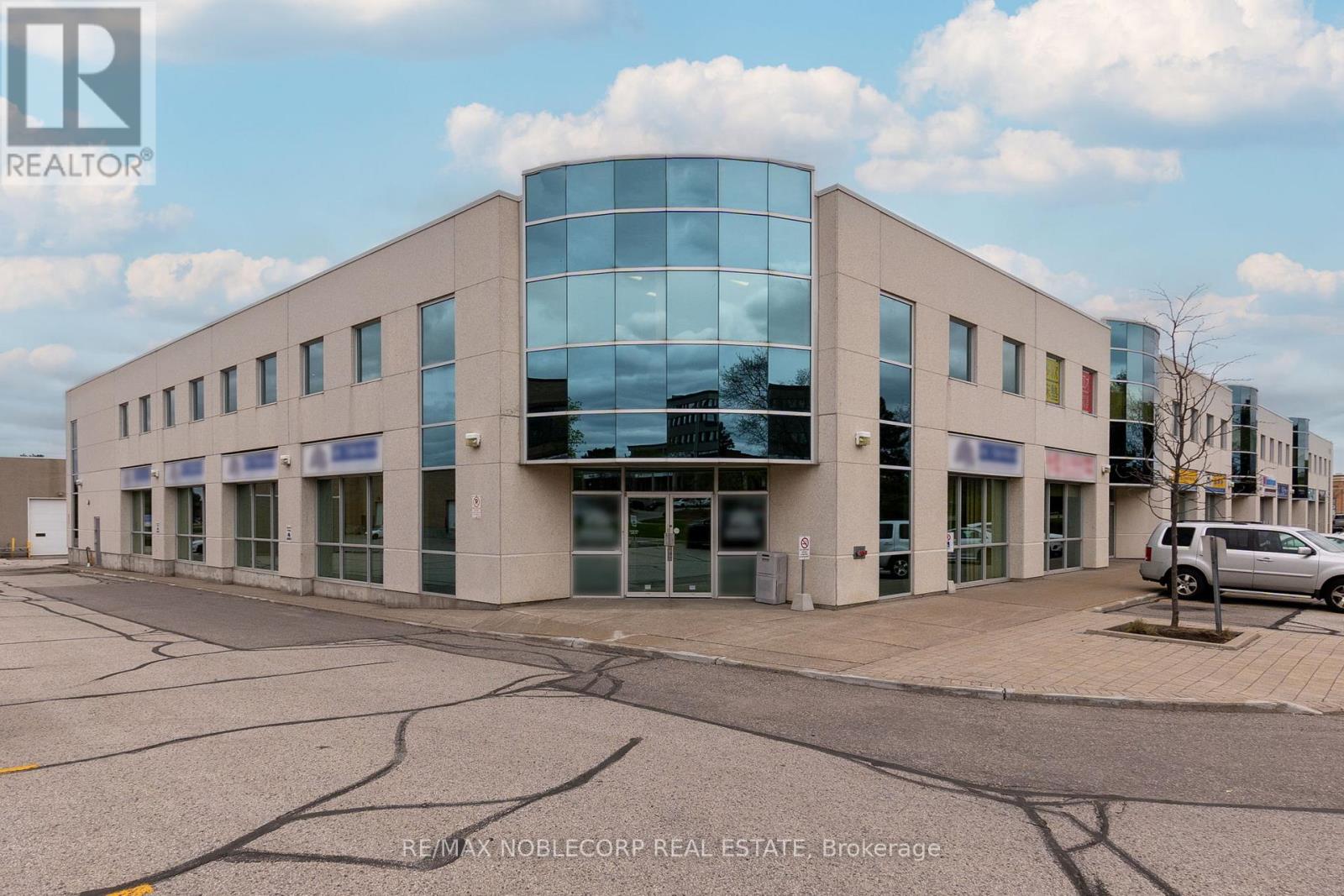 9033 Leslie Street W, Richmond Hill, Ontario  L4B 4K3 - Photo 1 - N12683812