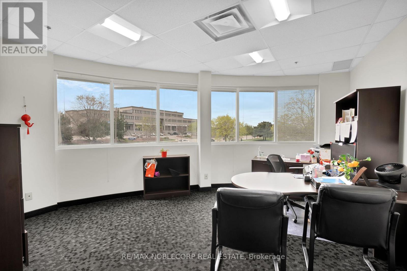 9033 Leslie Street W, Richmond Hill, Ontario  L4B 4K3 - Photo 13 - N12683812