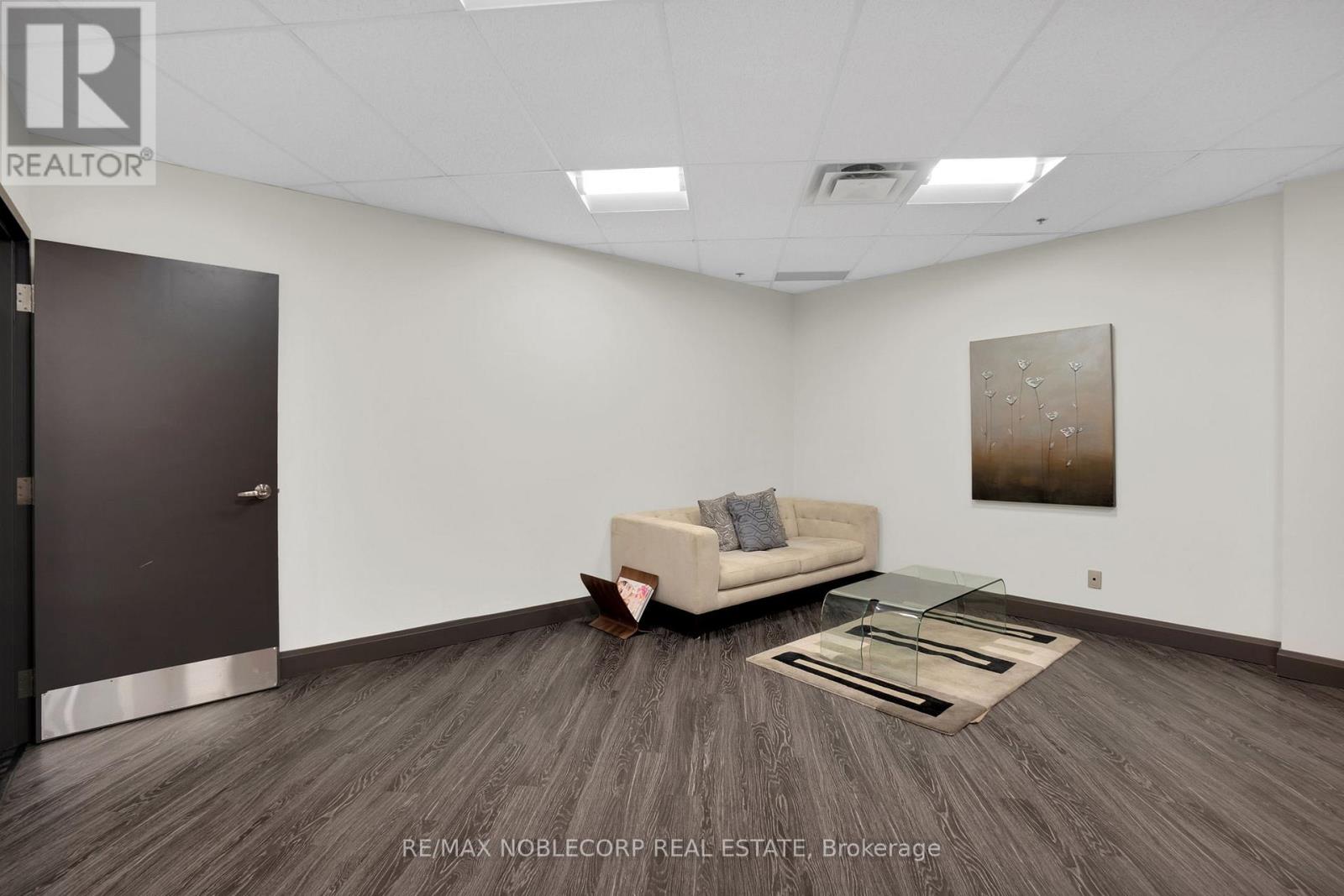 9033 Leslie Street W, Richmond Hill, Ontario  L4B 4K3 - Photo 14 - N12683812