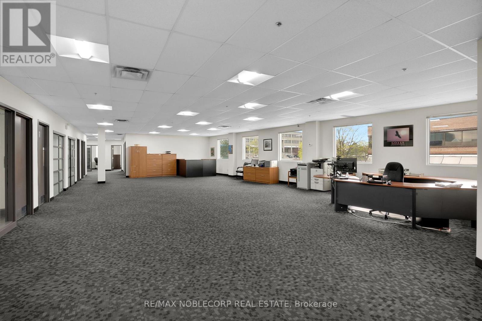 9033 Leslie Street W, Richmond Hill, Ontario  L4B 4K3 - Photo 21 - N12683812