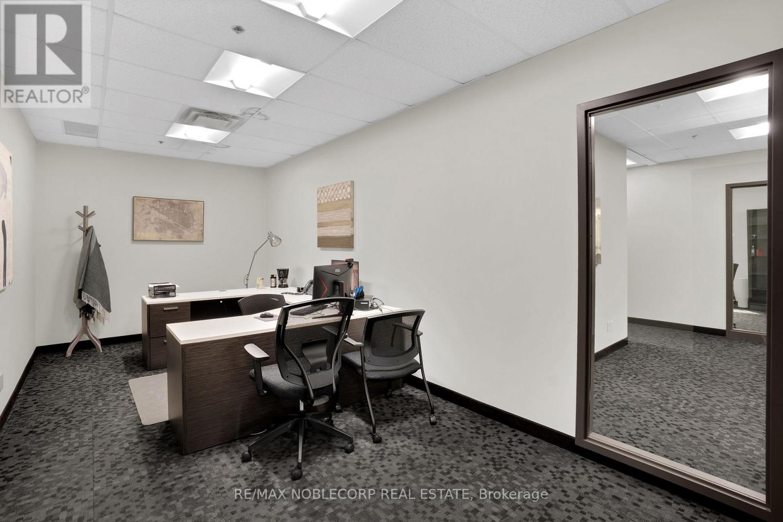 9033 Leslie Street W, Richmond Hill, Ontario  L4B 4K3 - Photo 9 - N12683812